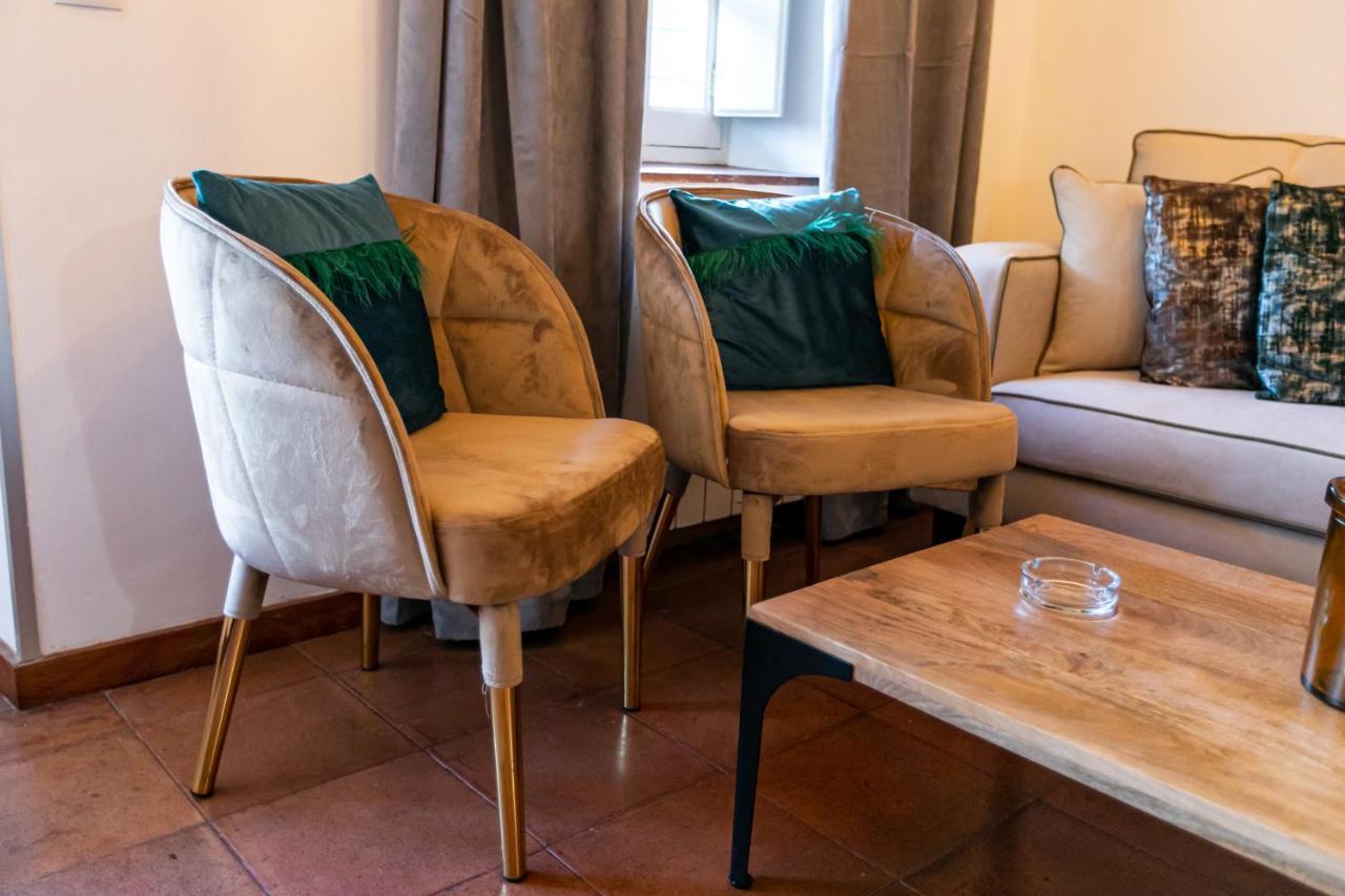 Apartamento 3 Dormitorios En Calle San Vicente. Seville Luaran gambar