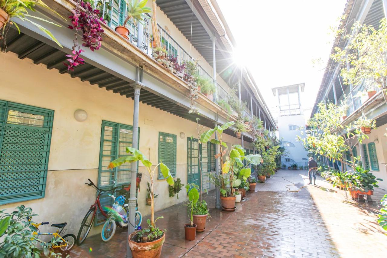 Apartamento 3 Dormitorios En Calle San Vicente. Seville Luaran gambar