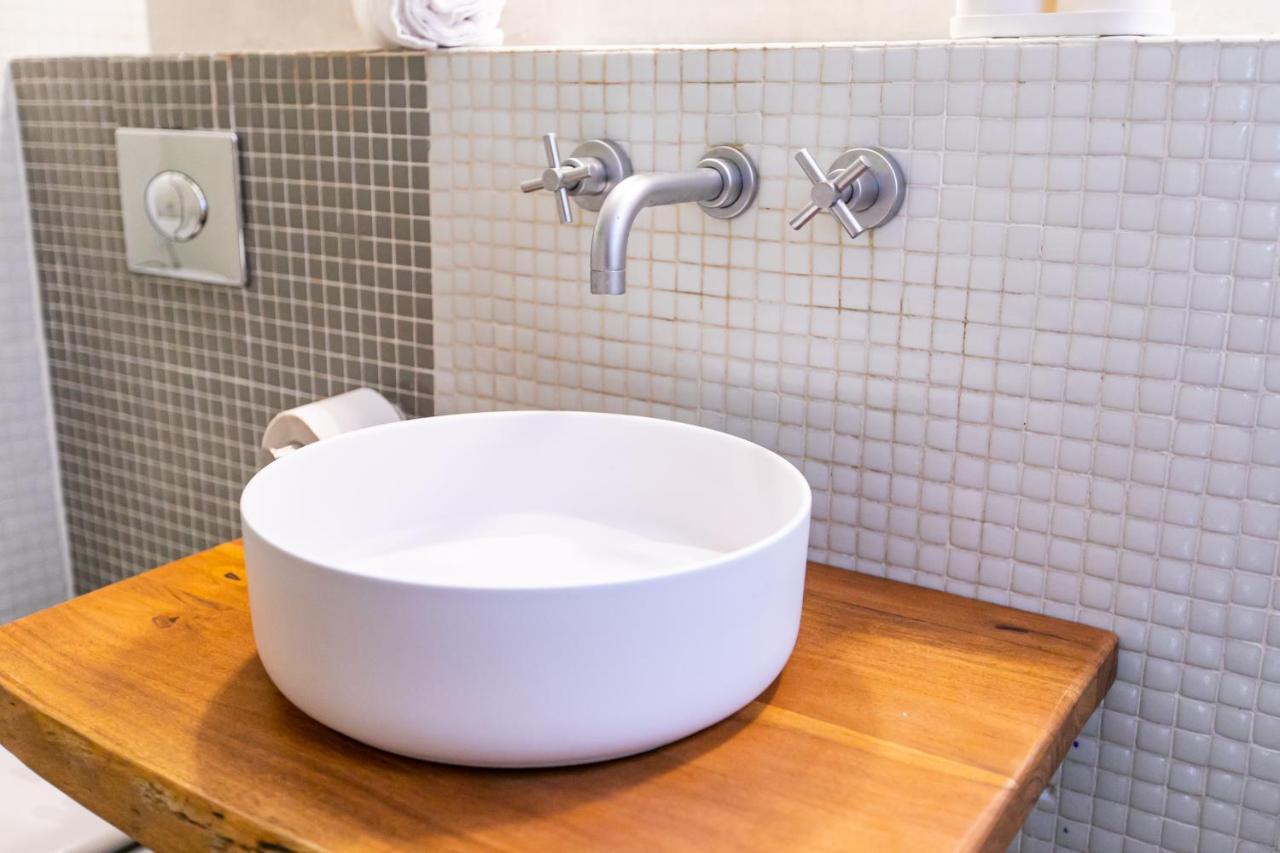 Apartamento 3 Dormitorios En Calle San Vicente. Seville Luaran gambar