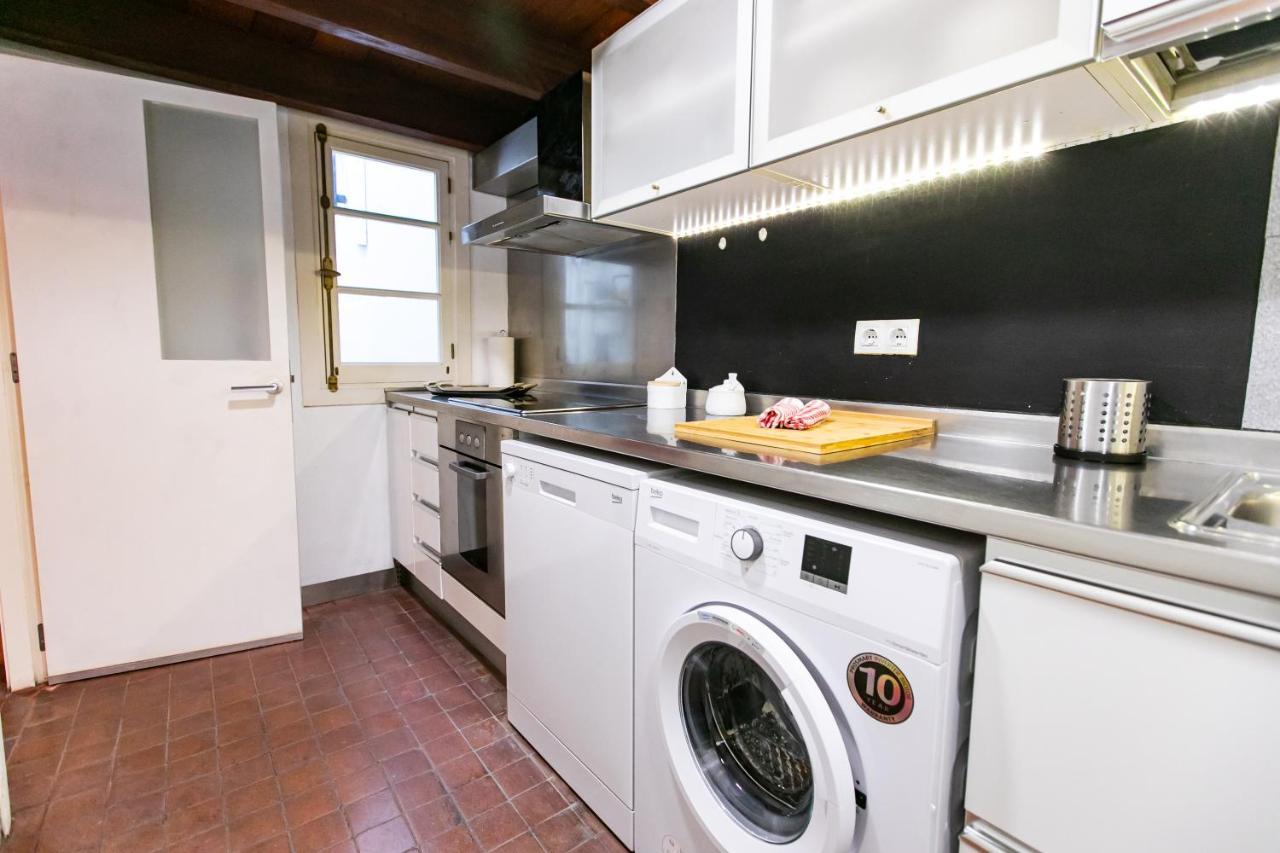 Apartamento 3 Dormitorios En Calle San Vicente. Seville Luaran gambar