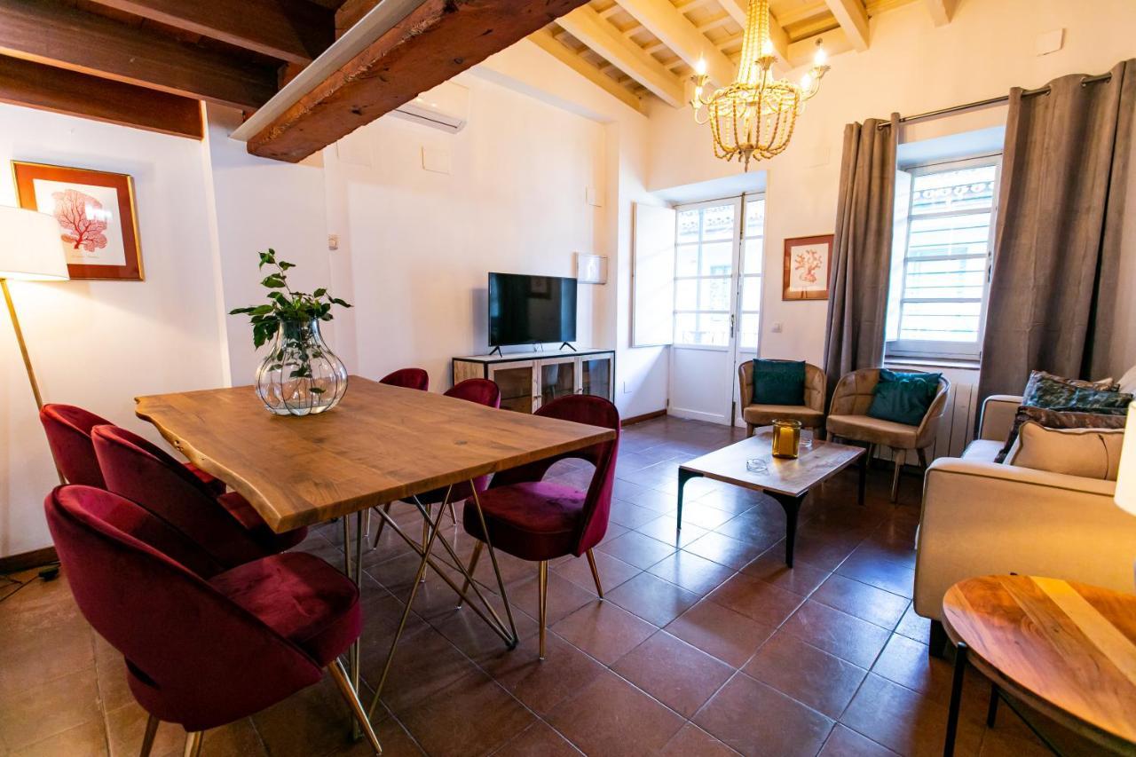 Apartamento 3 Dormitorios En Calle San Vicente. Seville Luaran gambar