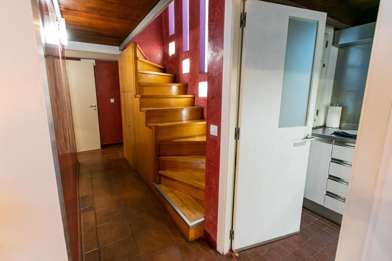 Apartamento 3 Dormitorios En Calle San Vicente. Seville Luaran gambar