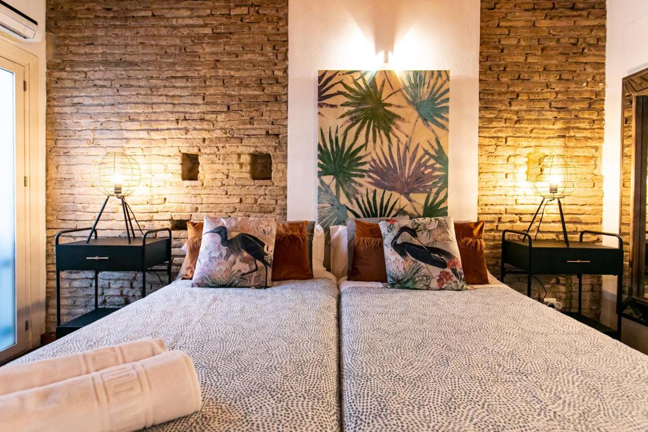 Apartamento 3 Dormitorios En Calle San Vicente. Seville Luaran gambar