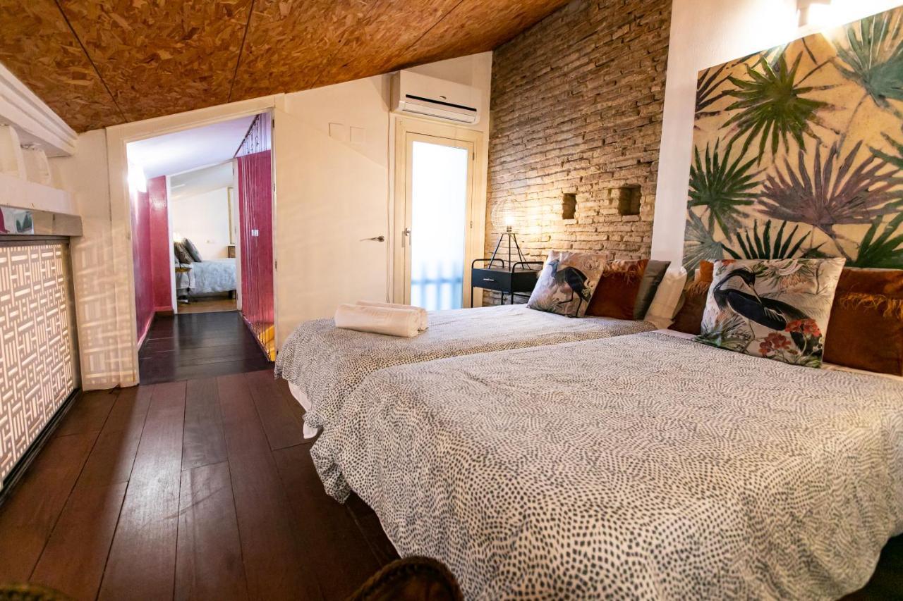 Apartamento 3 Dormitorios En Calle San Vicente. Seville Luaran gambar